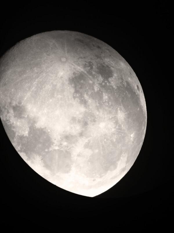 PushSkateGame's tweet photo. @iFlak you need a telescope! http://t.co/Qzv3hDOWWR