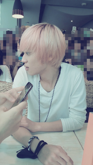 noussome's tweet photo. ㅋㅋㅋㅋㅋㅋㅋㅋㅋㅋ RT @ljoeljoe1123 다니 카페 사장님 http://t.co/SfUFhO2pxA