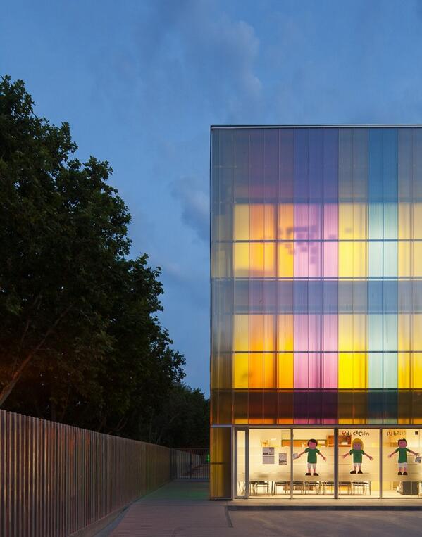 TUFLITE Panels for facades blend the outdoors-indoors &amp; thermally energy efficient at the same time aesthetic
