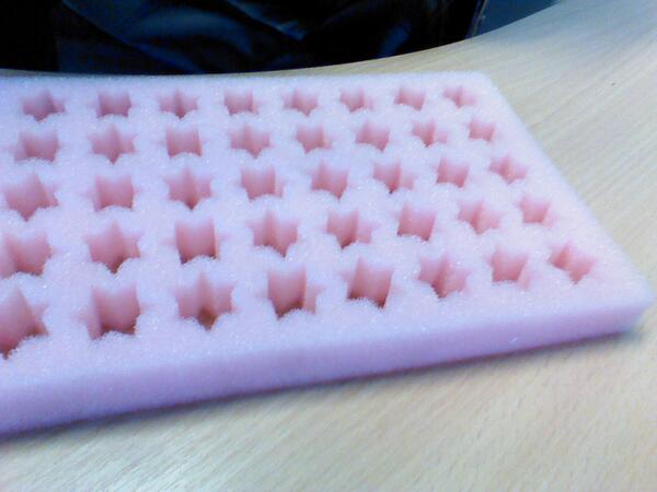 LaylaMarsh's tweet photo. #pink bubble wrap. How awesome is this?! Its the little things that keep you sane http://t.co/3595Q2bZ6S