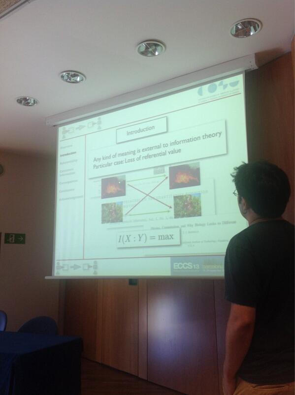 ignaciolirio's tweet image. Bernat Corominas-Murtra showing difference between meaning and mutual information at #eccs13