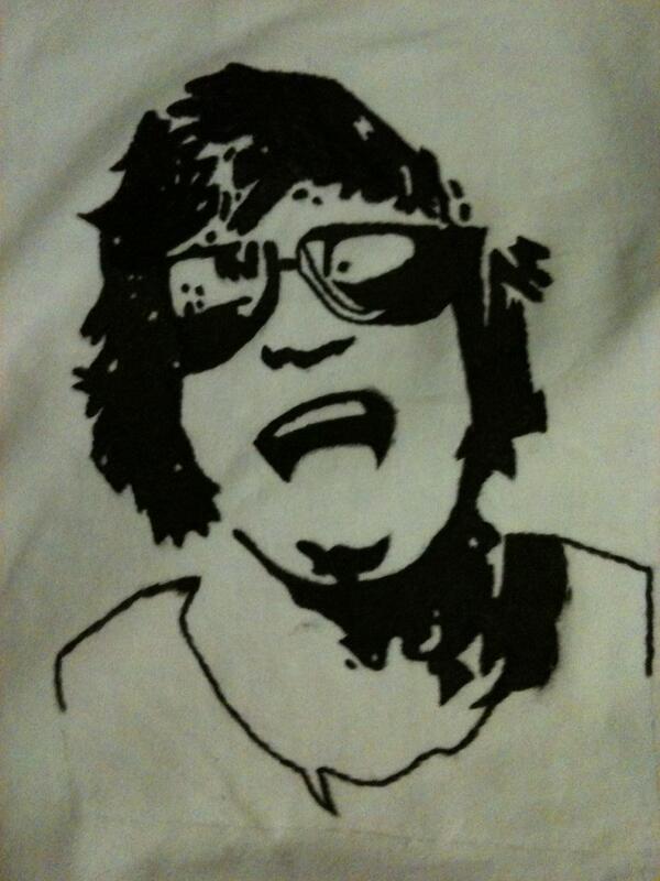 IDrawBands's tweet photo. My pen ran out halfway through making my Alan Ashby shirt. :( http://t.co/SDAf71XFiE