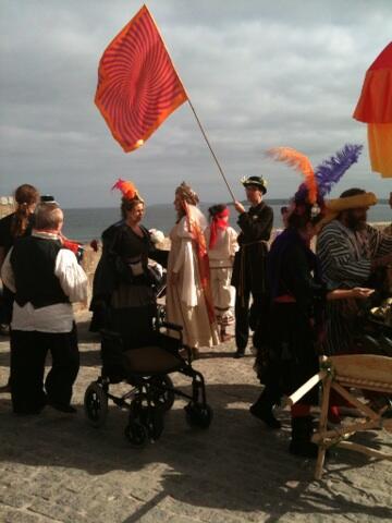 RemappingStIves's tweet photo. Shallal are ready to perform their first pop-up, dancing to la mer along the old harbour wall@stivesfestival http://t.co/hhqojMFBEP