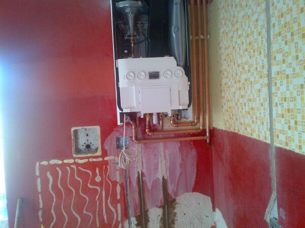 EasternGas's tweet image. Another @ideal_heating boiler being installed #EGO