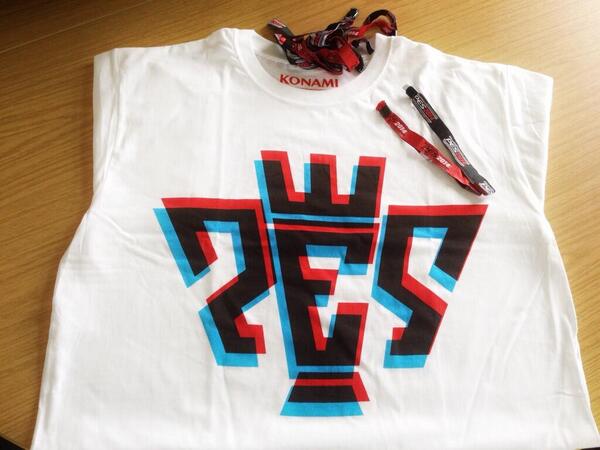 PESFannews's tweet image. #PES2014 is out now! Buy your copy here: bit.ly/16ywDZq &amp;amp; Follow/RT this tweet for a chance to win a PES tee.