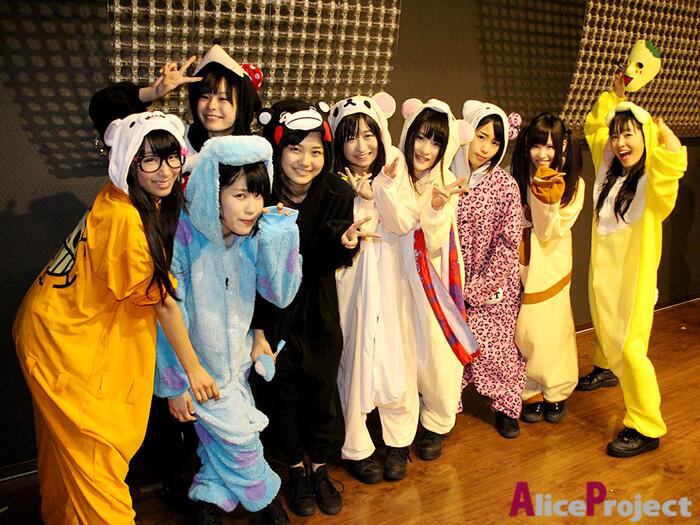 仮面女子 公式ツイッター ごちゃ混ぜライブ In秋葉原パームス 振り返りその17 Ry 特別だよ スチームガールズ着ぐるみver ﾟ ﾟ Http T Co Lcqpbch6oy Twitter