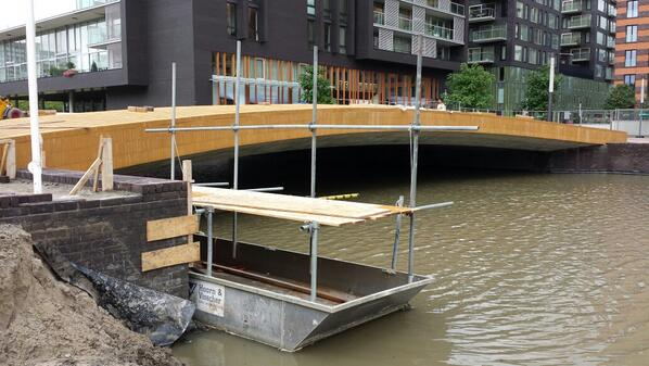 Vandaag ons aandeel aan deze brug in Amsterdam opgeleverd. Lastig maar een mooi project. Op naar de volgende!