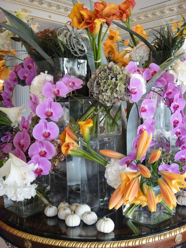 Thanks for the RT Come to visit us soon RT @TheHotelStory RT @FSGeneva  amazing #flower arrangements