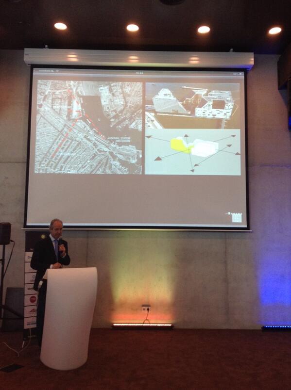 Architect Jan Bakers licht het ontwerp van het Aitana hotel toe met  prominente plek op het Westerdokseiland #HLN