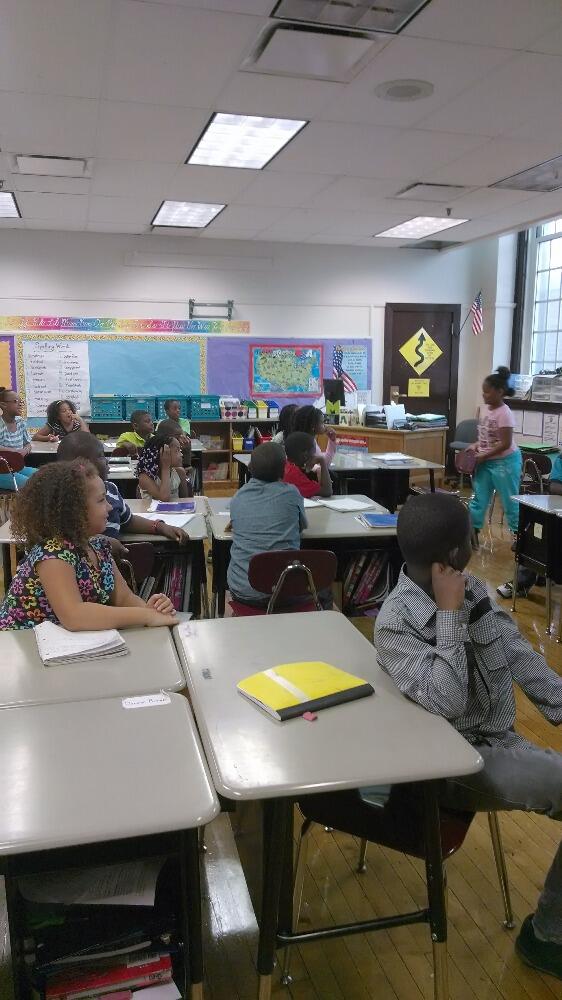 jaygoose7's tweet photo. Heads up Humboldt Academy! Get ready for #EYconnectday #STL http://t.co/AGlcQiGtmt