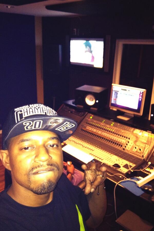 What's good? Back in the Lab wit @DQ_PlayBoys #vaedaboyV12 /ig <a href="/bigtyght/">Big Tyght </a> so Turnt up right now #lego #TAMTEAM