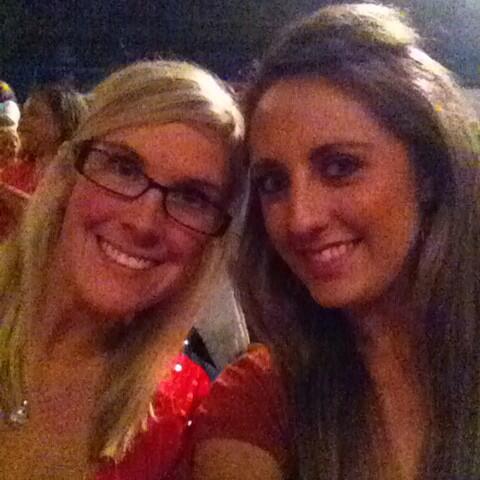 bnbarniak's tweet photo. @blakeshelton we had such a blast last night! Thanks for a great show!!!!! Can't wait to see ya again! http://t.co/DQkEhVMg2H