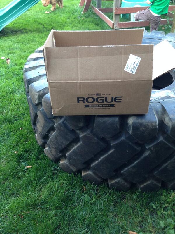 TrainedF's tweet image. Gear is here. Super fast shipping thanks @RogueFitness