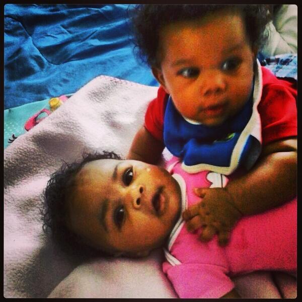 KissMeDowmLow's tweet photo. My Baby Girl And Her Cousin Tavion http://t.co/yp9fYJHC1v