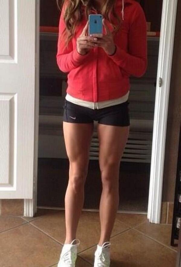 FitOnAMission's tweet image. #ReplyTweet HOW THE HELL DO IGET THESE LEGS