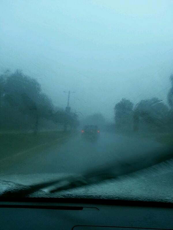 andy3227's tweet photo. Esta lloviendo full por el tramo piedra blanca http://t.co/serjQkL10u