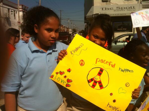 stantonaps's tweet image. Many students from Memphis march for peace