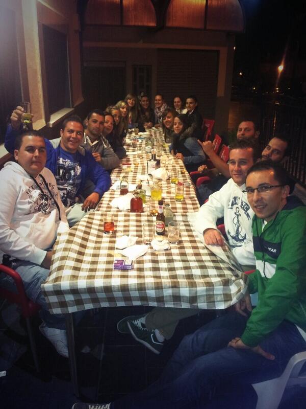 Tamarasoto_'s tweet photo. Cenando en los ángeles http://t.co/GRFu4MqwvE