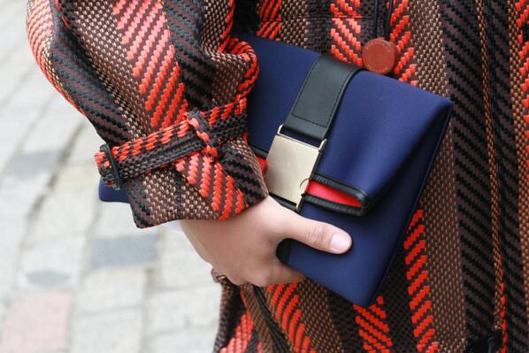 LDNstylejournal's tweet photo. Menswear Street Style 2013: Urban Buccaneer - #lfw #streetstyle #menswear #burberry http://t.co/7asPO9POwK http://t.co/7LFyBx2JHw