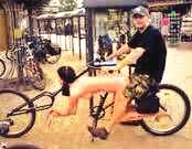 SConsejo's tweet image. Quien no quisiera tener una bicicleta así ........ Jajaja fuera muy feliz