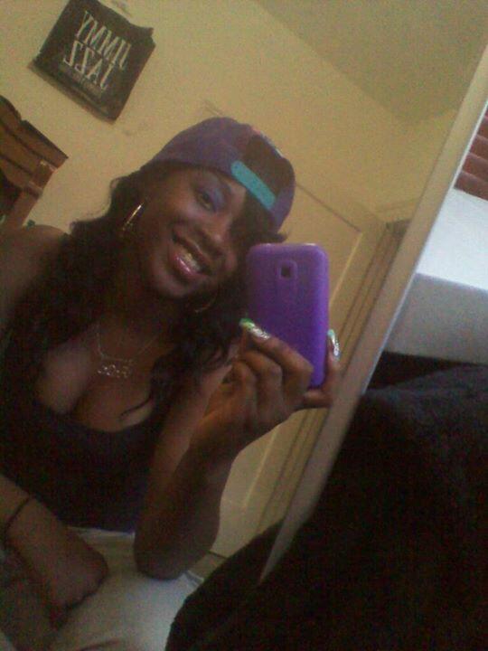 That_BossBitchx's tweet photo. #snapback #AGGIEhomecoming #2011 #BADDbitch http://t.co/qh7b56joG2