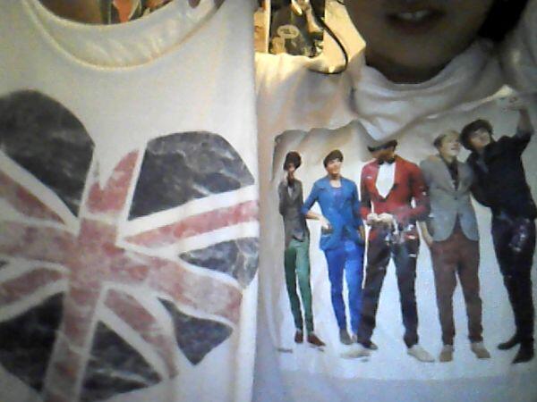 always_johnson's tweet image. #OneDirectionEnCocaColaFM ESTAS SON MIS REMERAS  ;) #webcamtoy