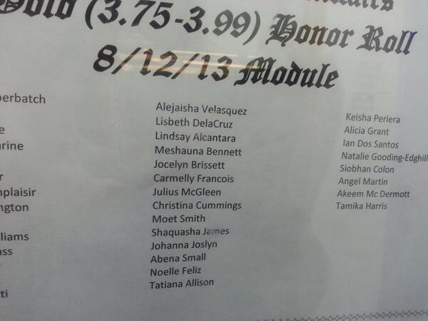 CBneed_noscript's tweet image. Made honor roll again @khleo_t