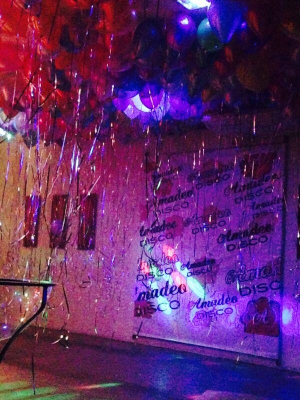 lopeztur's tweet photo. Se palpita un nuevo AMDEOOOOOO #DiaDeLaPrimavera @amadeodisco http://t.co/7aqpuKR4hV