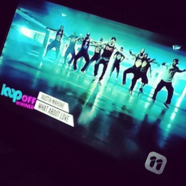 Jwaima18's tweet image. @AustinMahone won the loop off this morning! :) #loopoff #theloop #winner #AustinMahone