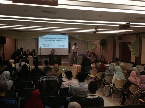 Topic: Liberal Islam is divisive to the Muslim ummah
SMU vs PRAXIS
Tune in now! radio.irsyad.sg
#yoda #debate