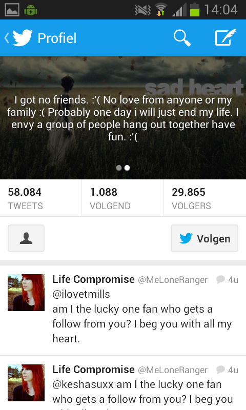 Insayno's tweet photo. Haar bio is ook helemaal geen schreeuw om aandacht ofzo http://t.co/6oGqf1rsuE