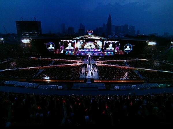 大野 智 みんなの声を聞かせて下さい Everybody Say 嵐 嵐 嵐 嵐 嵐 嵐 もっと嵐 Come On もっと嵐 もっと嵐 嵐フェス最後まで楽しんでいって下さい よろしくぅ Http T Co Svwku90p1f Twitter