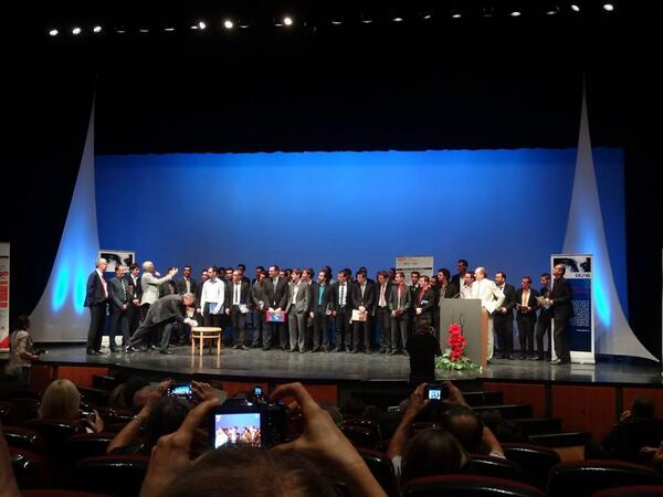 PromoIsenToulon's tweet photo. Remise des diplômes de la 20ème promotion à l'@isentoulon ! Félicitation à tous! http://t.co/nuAxSMu5On