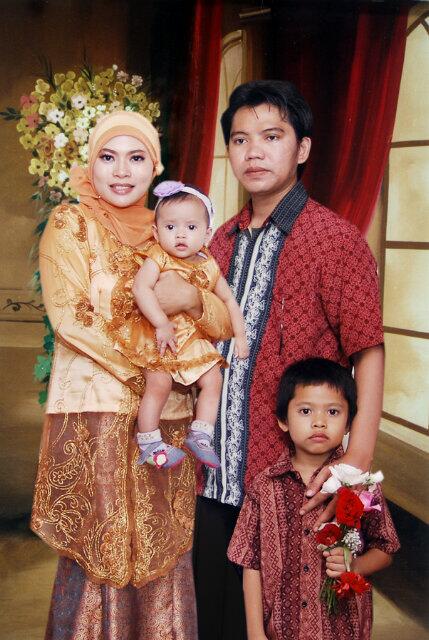 Dina280682's tweet photo. Famili http://t.co/Gn8ZH3R5V7