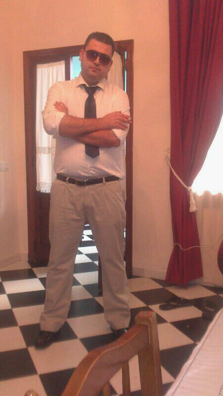 eloypavonpardil's tweet photo. Rt sí crees que me parezco al duque http://t.co/O4N5CQ0pk4