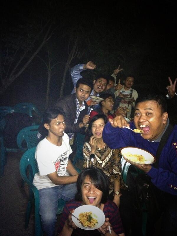 sebelum kopdar keacara nikahan bro Sigit YMCI Solo &amp; Sis Dhea semoga menjadi keluarga sakinah mawadah...Amin