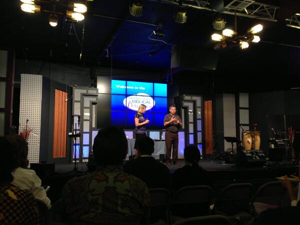 johnrosswalls's tweet photo. Scott Turansky @turansky and Joanne Miller doing a great job presenting a parenting seminar in Arcadia, CA Today! http://t.co/RxlzPghFRK