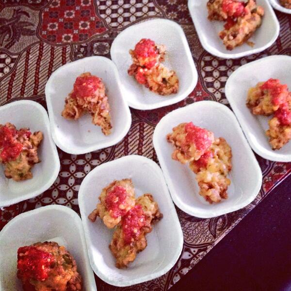 FatGrlFoodSquad's tweet image. Congrats to #PopUp winner @babiandco at #awestruck2013. Fritters were too fab at the @SamuelAdamsCA #vippreview