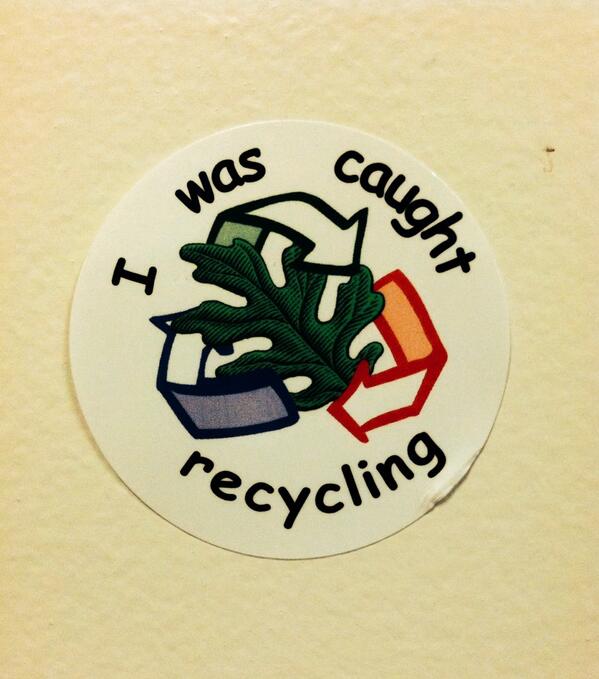 Tailgating? Heading to the game? Get caught doing the right thing <a href="/OnlyAtElon/">Only At Elon</a> #recycle #LTML #GoPhoenix