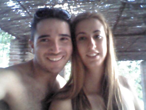 JFuentesal's tweet photo. @Auxi_alcor tardecita de piscina!! http://t.co/FvkOiLzCzi