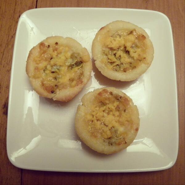 serendipitygf's tweet photo. Mini broccoli and cheese quiche #dinnerpartyeats http://t.co/y0SeuOJYO4