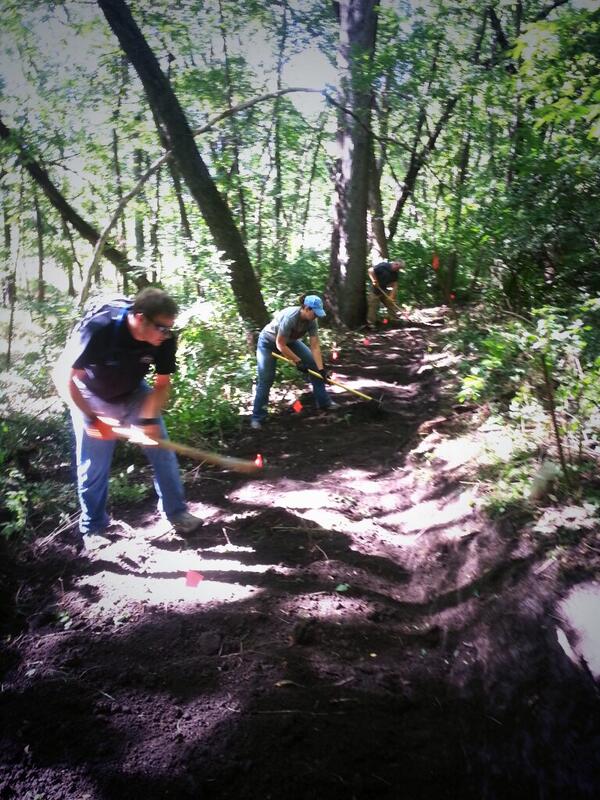 Subaru_IMBA_TCC's tweet photo. Building some trail in Des Moines, IA! @IMBA_US http://t.co/C2IcFRUj6B