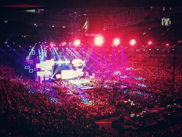 OfficialMMurphy's tweet photo. We day! Such an inspirational event! Congratulations to #metowe and #freethechildren http://t.co/hOAZgFHIyQ