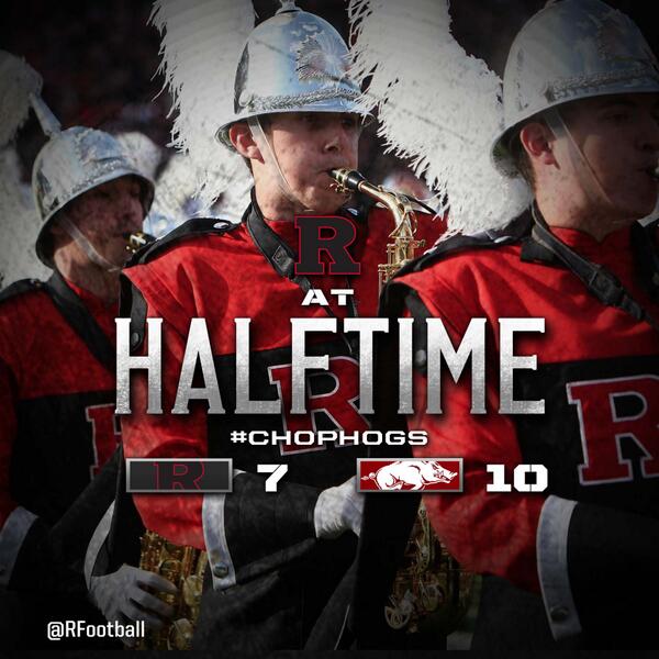 RFootball's tweet photo. AT HALFTIME: Arkansas leads Rutgers 10-7 #ChopHogs http://t.co/4jiOndQHcs