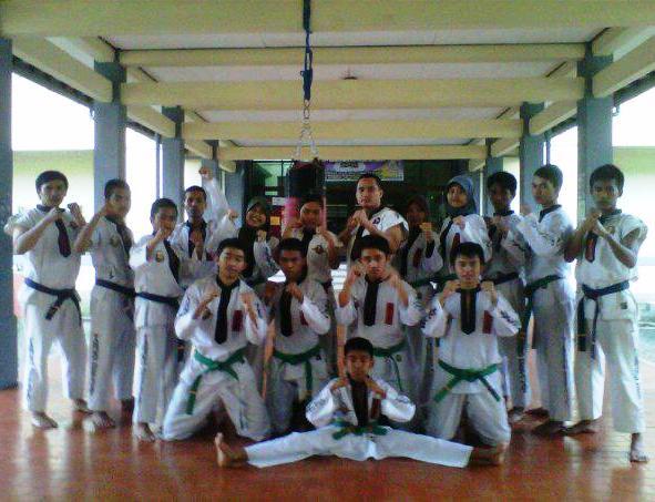 Latihan <a href="/BOXERIKOPIN/">BOXER SATLAT IKOPIN</a> cc : @uzzie_zie <a href="/cemumu_relory/">trie utami_ tamiie</a> @AwallRK <a href="/Inisial_H/">Hero purnama</a> <a href="/rizallll/">rizal ali wardani</a> @serdadumerah15 <a href="/mirzaa_auliaa/">mirza aulia</a>