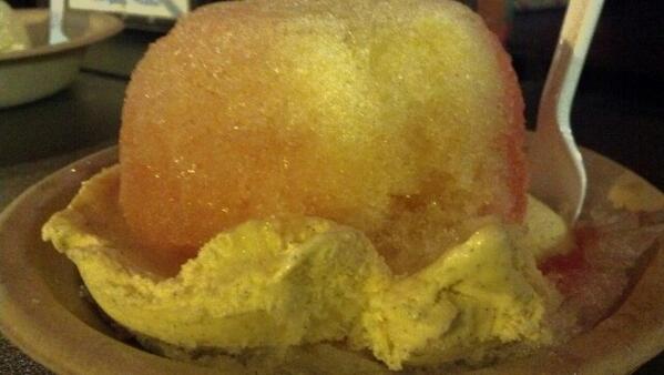 monybseattle's tweet image. Ending summer with shave ice from Marination Ma Kai @curb_cuisine #localstyle