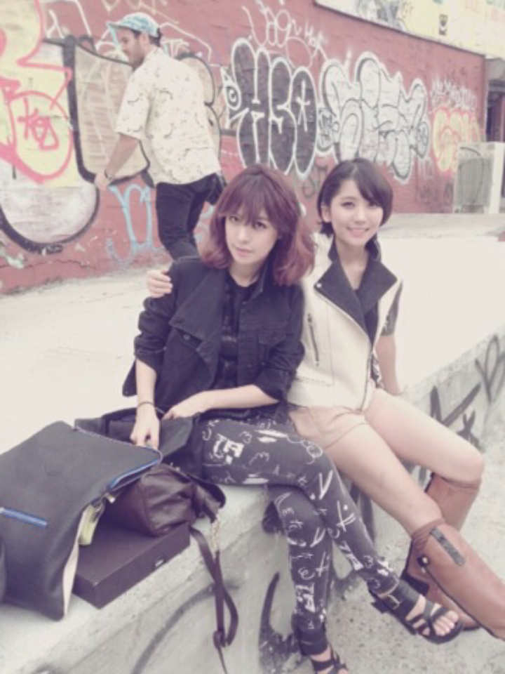 BUvVpk6CIAIT8NX.png:large