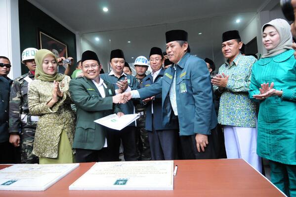 penyerahan kantor kepada ketua umum DPP PKB