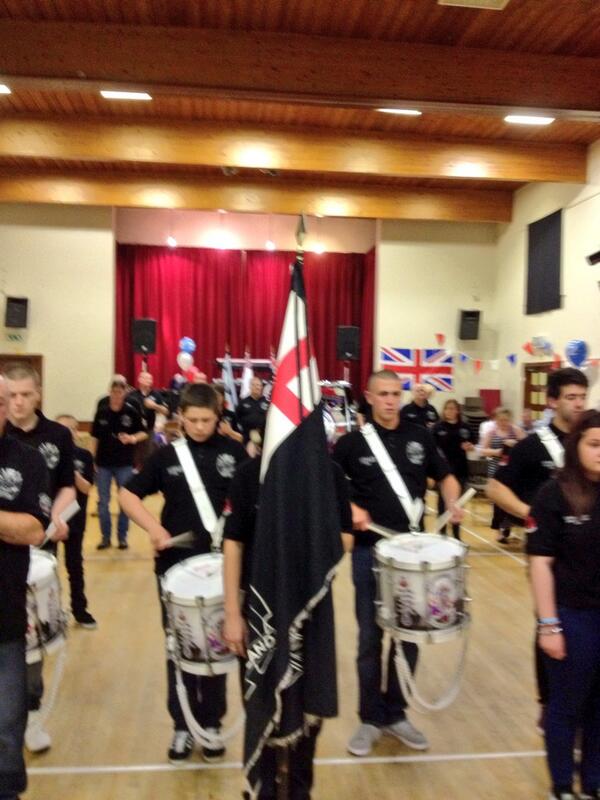 EKC_FB's tweet photo. @CVFB1  thanks troops #ekc_fb #cvfb1 http://t.co/TrNmeIRD6p