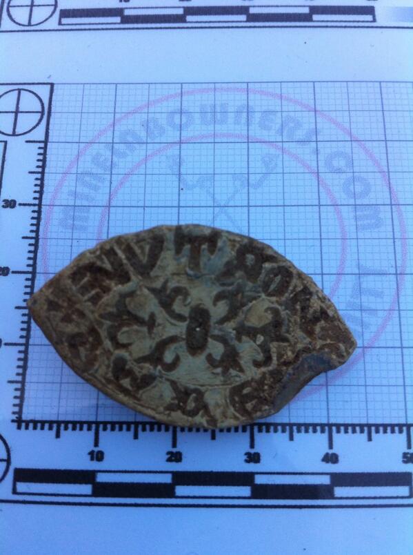 EtracUk's tweet photo. Best find from yesterday #metaldecting #minelab #ctx3030 #leadseal http://t.co/FAQ3VClokr